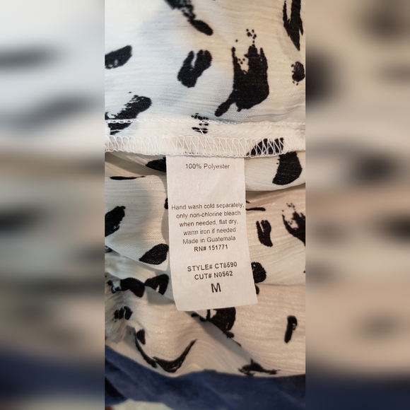 GILLI women's blouse size Medium NWT - Picture 11 of 13